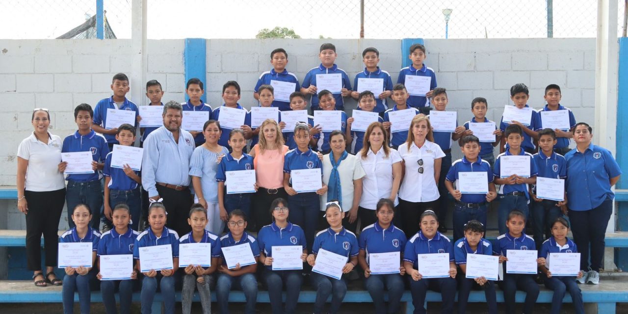 Casi Dos Mil Alumnos Beneficiados con el Programa Transformando Corazones de DIF Tampico y ANSPAC
